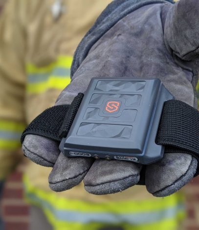 SlateSafety BAND V2 in Firefighter Glove